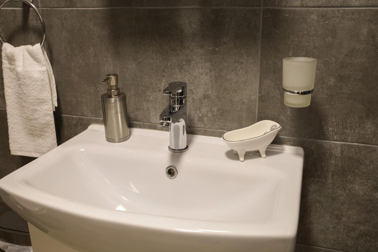 Mall Of Sofia - Urbanlux Retreat, Free Parking エクステリア 写真